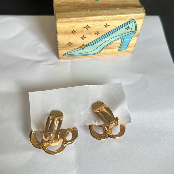 Vintage Interconnect Black Gold Tone  Enamel Classy Clip-on Earrings - Picture 5 of 5